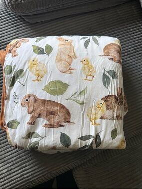 Suttons Buttons quilted bamboo youth blanket “snuggle Bunnies”